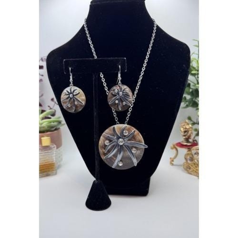 Silver Tone Starfish Jewelry Set Necklace Earrings Black Abalone Rhinestone